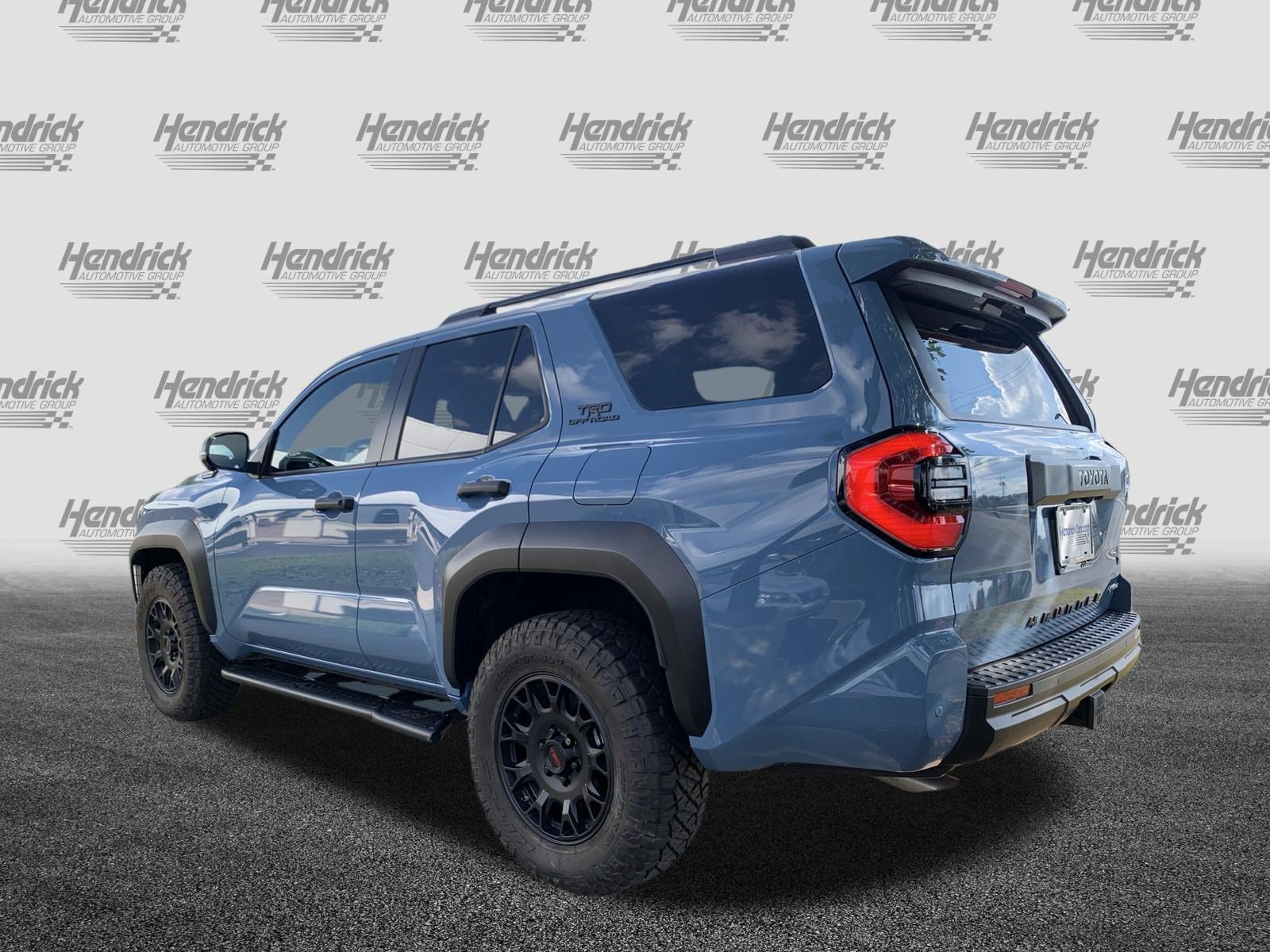 Used 2025 Toyota 4Runner TRD Off-Road Premium AWD/4WD image 8