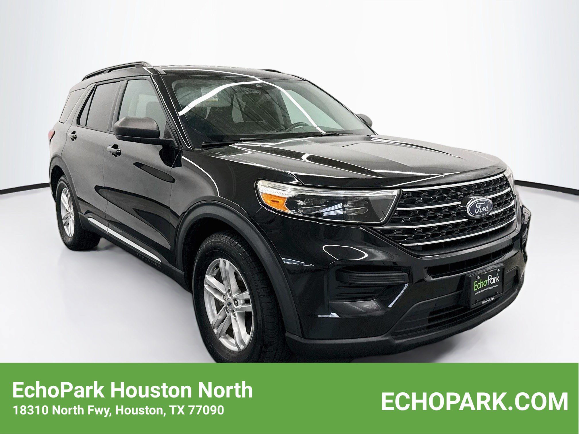 Used 2021 Ford Explorer XLT RWD image 1