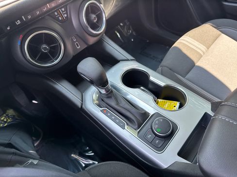 New 2025 Chevrolet Blazer LT w/ Midnight/Sport Edition image 24