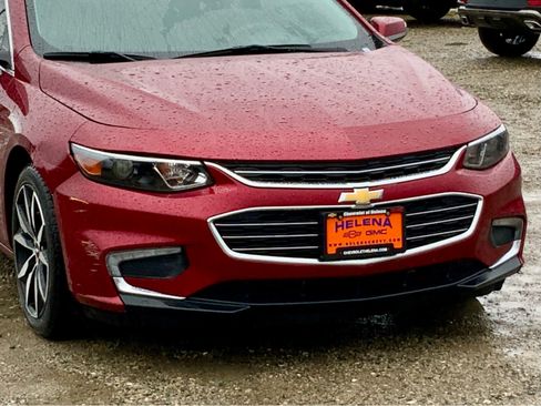 Used 2017 Chevrolet Malibu LT image 8