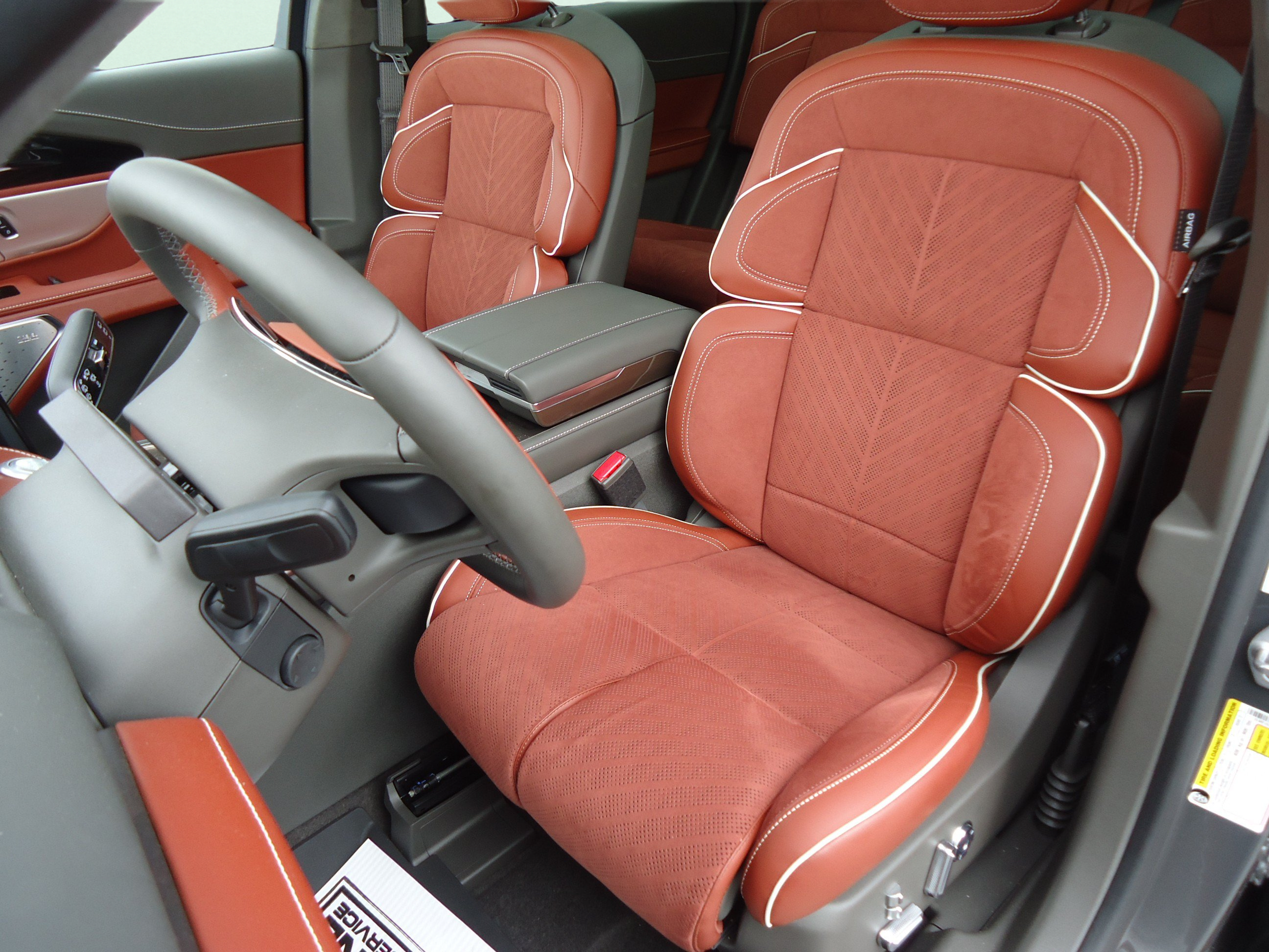Used 2025 Lincoln Nautilus Black Label AWD/4WD image 25