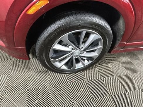 Used 2023 Buick Encore GX Select w/ Sport Touring Package AWD/4WD image 9