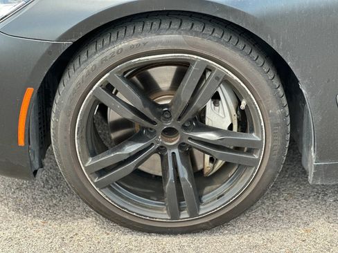 Used 2018 BMW 750i RWD image 25