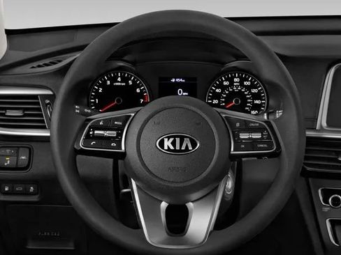 Used 2020 Kia Optima LX FWD image 13