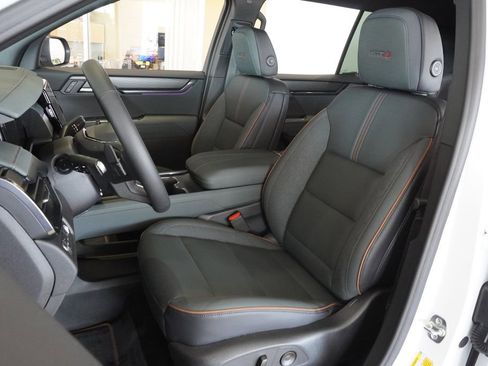 New 2026 GMC Acadia AT4 image 14