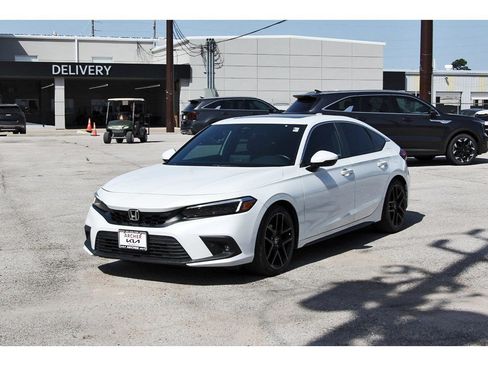 Used 2023 Honda Civic Sport Touring image 7