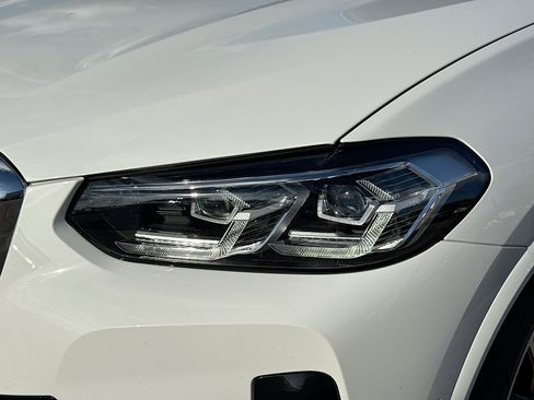 Used 2022 BMW X3 M40i w/ Premium Package image 9