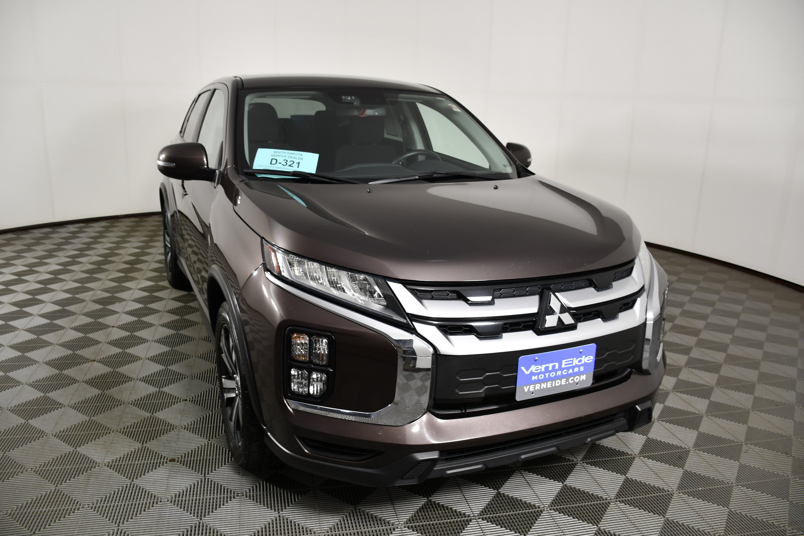 Used 2020 Mitsubishi Outlander Sport SE AWD/4WD image 3