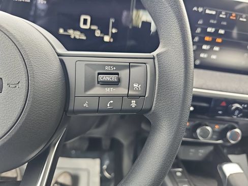 Used 2026 Nissan Kicks S FWD image 18