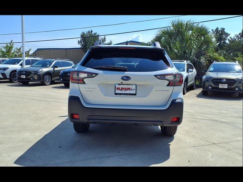 New 2025 Subaru Outback Premium image 3
