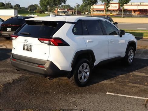 Used 2023 Toyota RAV4 LE FWD image 8