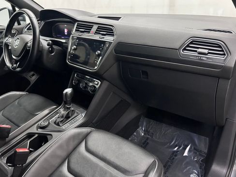 Used 2021 Volkswagen Tiguan SEL Premium R-Line AWD/4WD image 18