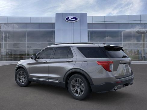 New 2024 Ford Explorer XLT w/ Equipment Group 202A image 28