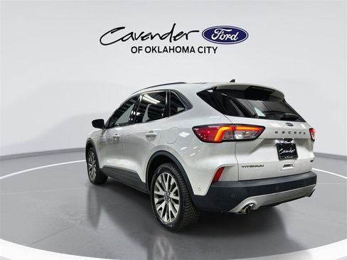 Used 2020 Ford Escape Titanium w/ Titanium Premium Package 2.0 image 6