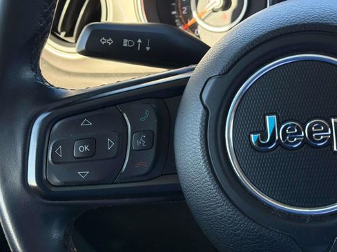 Used 2019 Jeep Wrangler Unlimited Sport S image 11