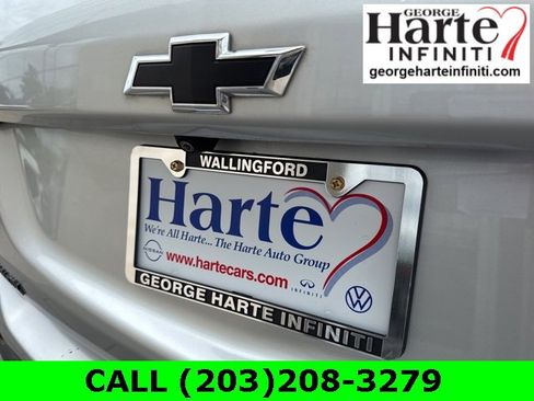 Used 2022 Chevrolet Equinox RS w/ RS Leather Package image 32