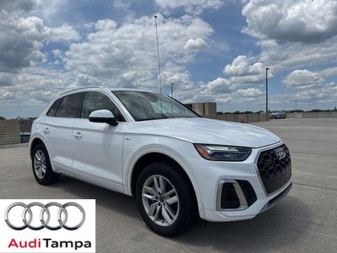 Certified 2023 Audi Q5 2.0T Premium w/ Convenience Package AWD/4WD image 1