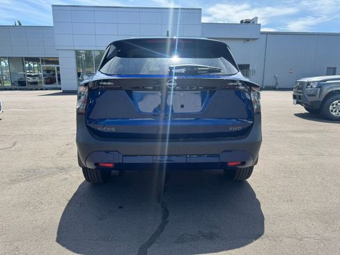 New 2025 Nissan Kicks SV image 6