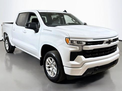 Certified 2026 Chevrolet Silverado 1500 RST AWD/4WD image 3