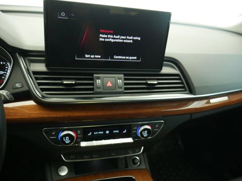 Certified 2023 Audi Q5 2.0T Premium w/ Convenience Package AWD/4WD image 34