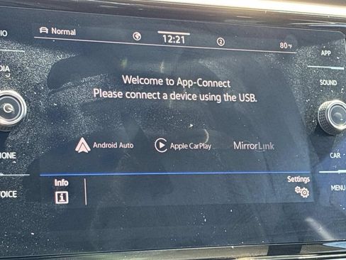 Used 2023 Volkswagen Atlas SE AWD/4WD image 34