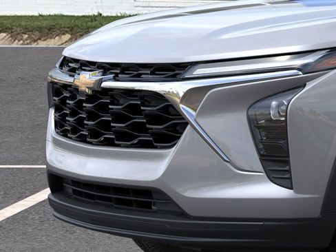 New 2026 Chevrolet Trax LS image 13