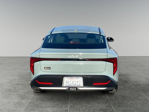 Used 2025 Kia K4 LXS image 4