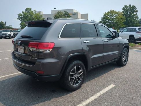 Used 2018 Jeep Grand Cherokee Limited w/ Luxury Group II AWD/4WD image 4