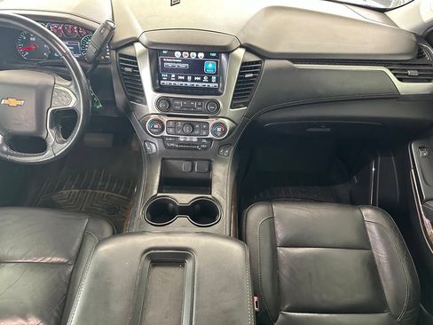 Used 2019 Chevrolet Tahoe LT AWD/4WD image 18