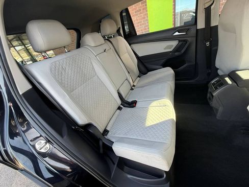 Used 2018 Volkswagen Tiguan S AWD/4WD image 18