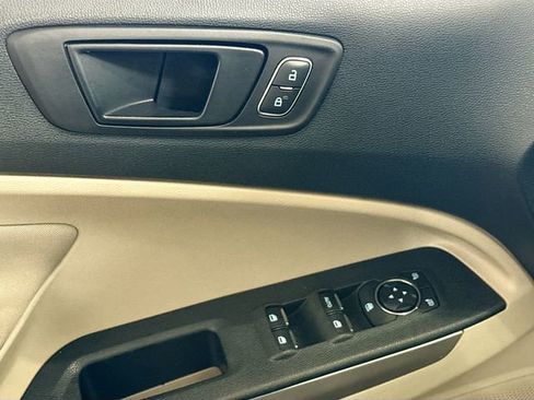 Used 2021 Ford EcoSport S image 18