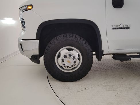 Used 2024 Chevrolet Silverado 3500 LTZ w/ LTZ Texas Edition image 41