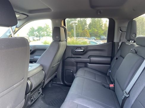 Used 2025 Chevrolet Silverado 1500 Custom Trail Boss AWD/4WD image 17