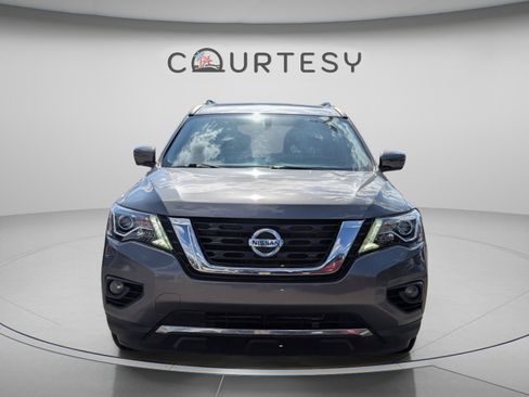 Used 2020 Nissan Pathfinder Platinum AWD/4WD image 10