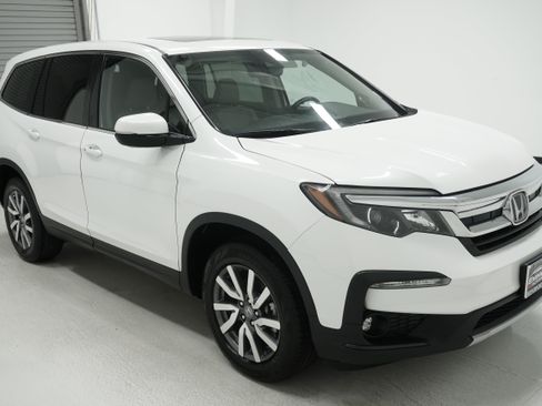 Used 2022 Honda Pilot EX-L image 3