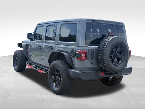 Used 2019 Jeep Wrangler Unlimited Sahara w/ Quick Order Package 24M Moab AWD/4WD image 3