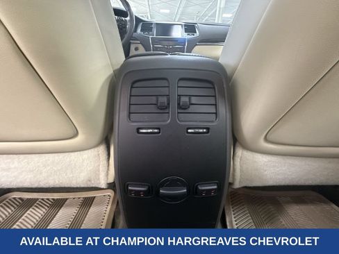 Used 2015 Lincoln MKS AWD w/ Equipment Group 101A image 29