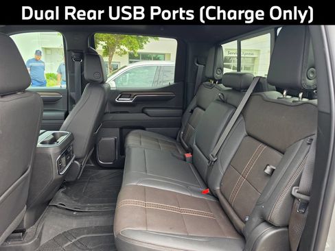 Used 2024 Chevrolet Silverado 1500 High Country w/ High Country Premium Package AWD/4WD image 11