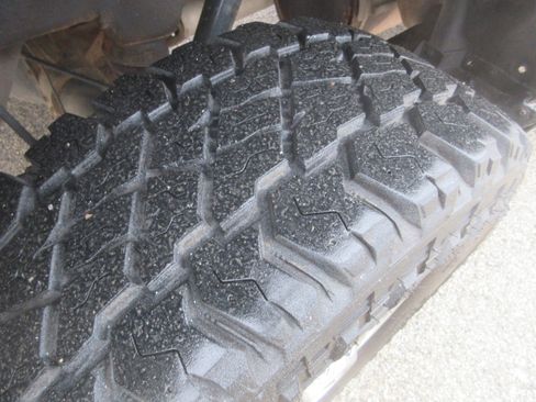 Used 2018 Chevrolet Silverado 2500 W/T w/ Snow Plow Prep Package image 17