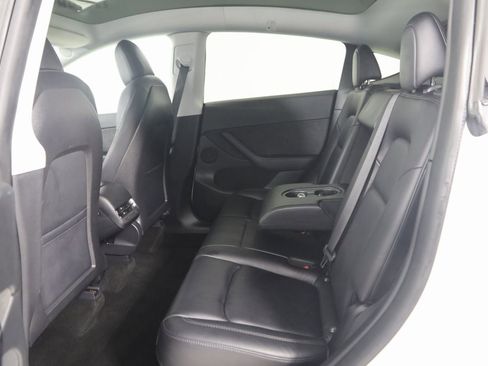 Used 2021 Tesla Model Y Long Range image 46