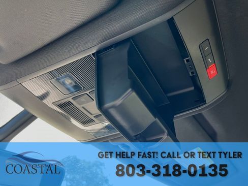 Used 2021 Volkswagen Atlas Cross Sport SE image 48