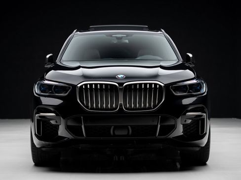 Used 2023 BMW X5 M50i w/ Executive Package image 7