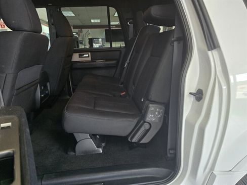 Used 2017 Ford Expedition EL XLT AWD/4WD image 15