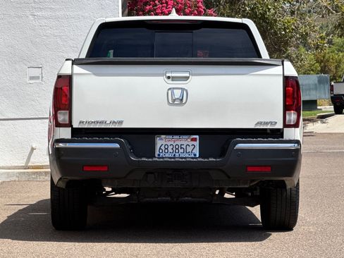 Used 2017 Honda Ridgeline RTL-E image 10