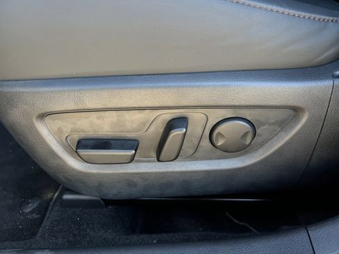 Used 2025 MAZDA CX-30 AWD 2.5 S w/ Premium Package image 18