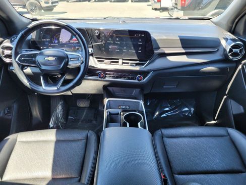 Used 2025 Chevrolet Equinox LT w/ Convenience Package II AWD/4WD image 18
