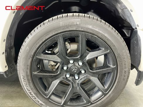 Used 2022 RAM 1500 Laramie w/ Night Edition AWD/4WD image 33