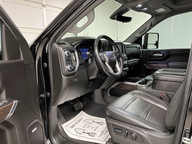 Used 2022 GMC Sierra 3500 Denali w/ Denali Ultimate Package AWD/4WD image 20
