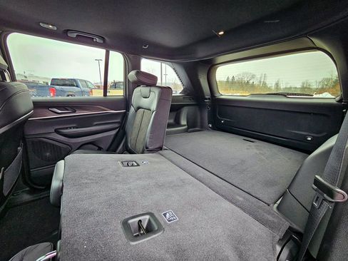 New 2026 Jeep Grand Cherokee Laredo image 35