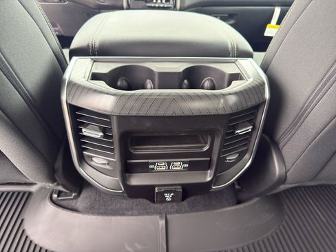 New 2026 RAM 1500 Big Horn AWD/4WD image 32